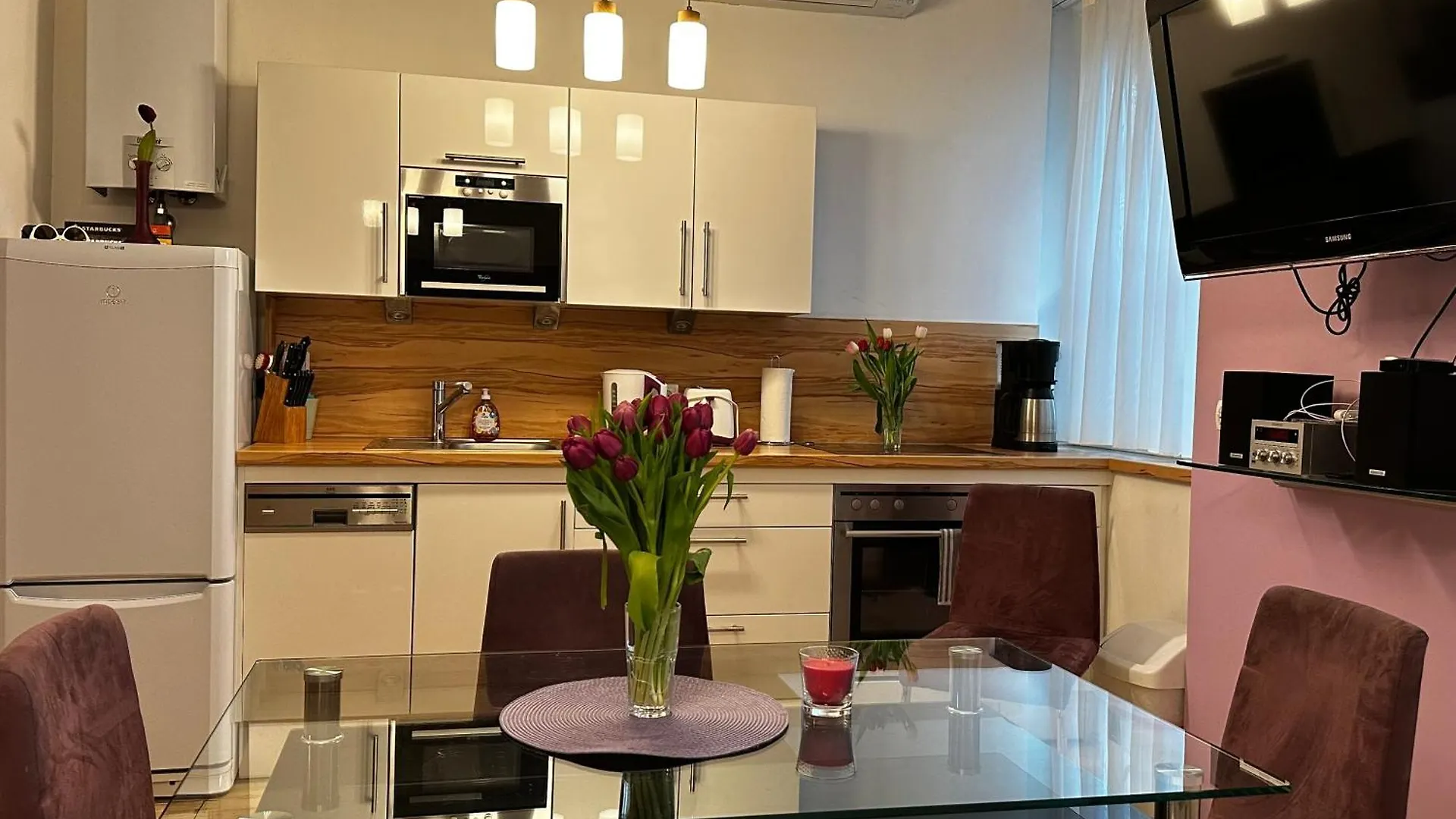 Modern Studio In The Heart Of Vienna - Steps From The Opera Apartment